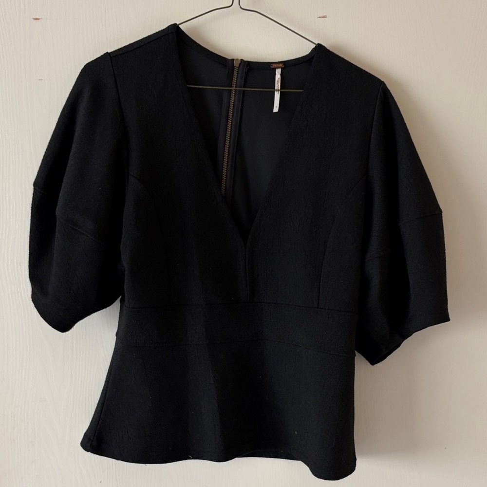Free People Black V-Neck Women's Top | size l